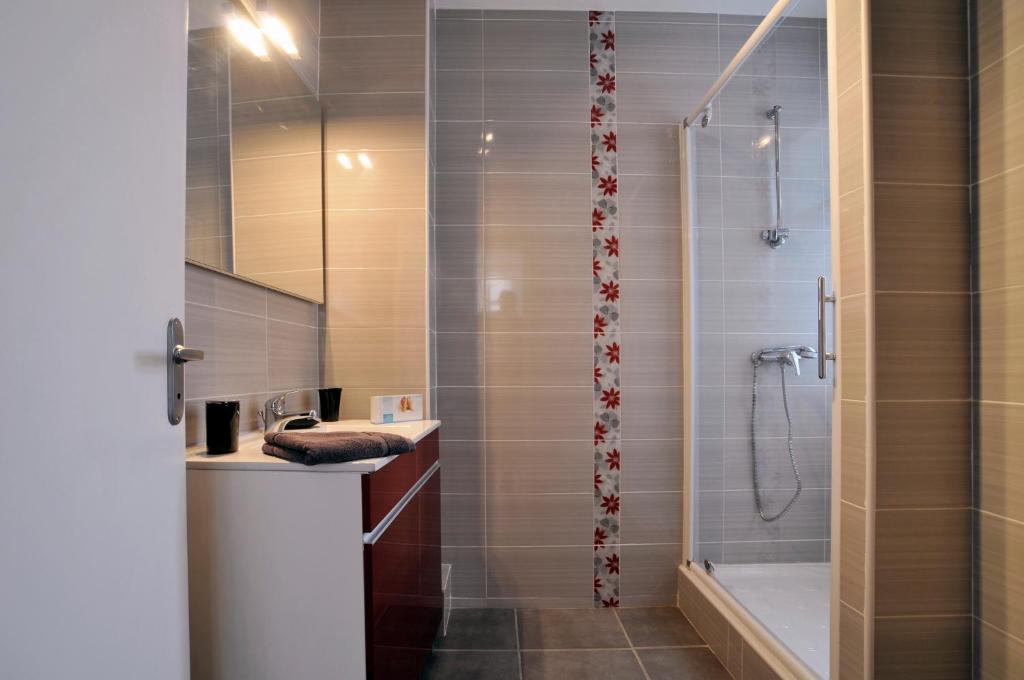 Appartement Le Saint Vincent - Les Balcons De La Cite Carcassonne Quarto foto